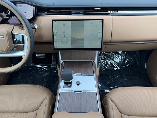 New 2026 Carpathian Grey Land Rover SE image 15