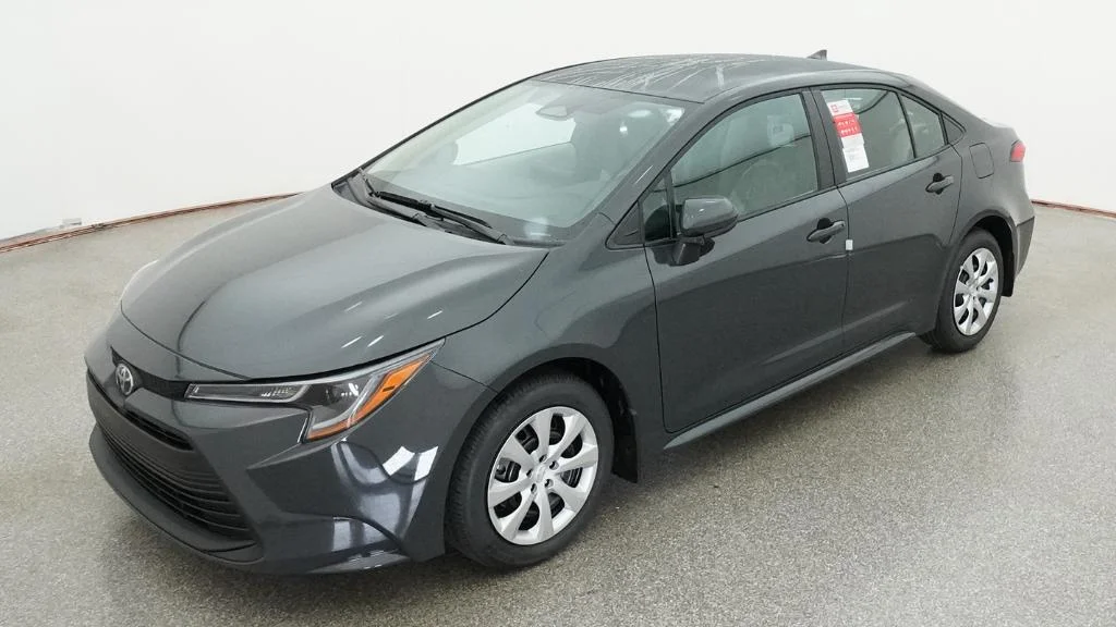 2026 Toyota Corolla LE CVT's photo