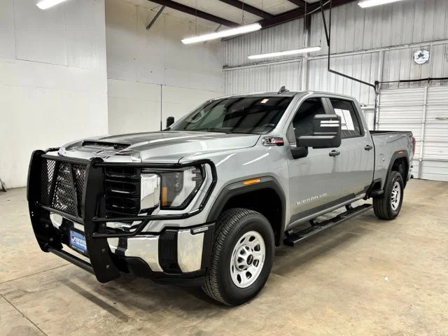 Used 2025 Silver GMC Pro image 3