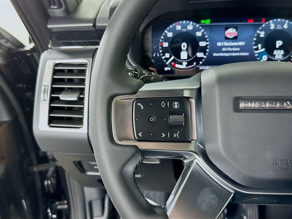 Used 2026 Santorini Black Metallic Land Rover S image 13