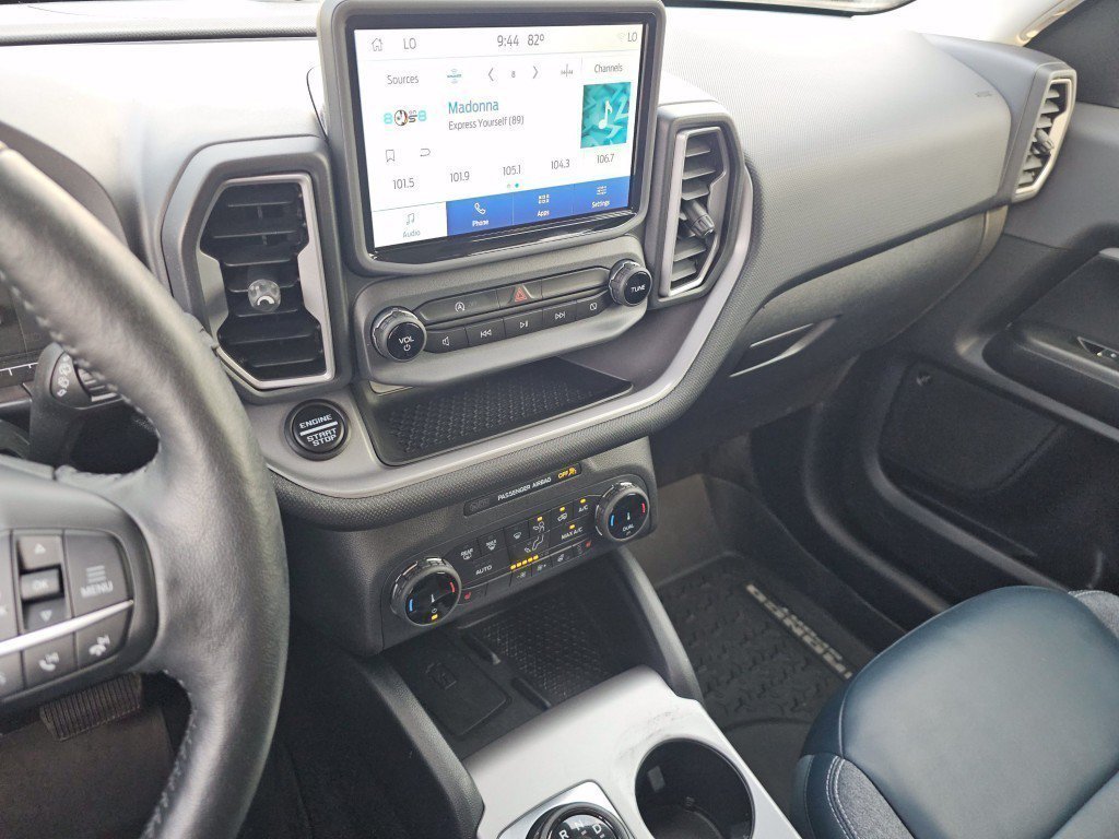 Used 2022 Silver Metallic Ford Outer Banks image 31