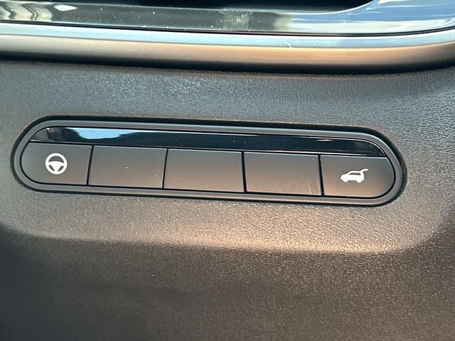 Certified Used 2026 Gray INFINITI SPORT image 29