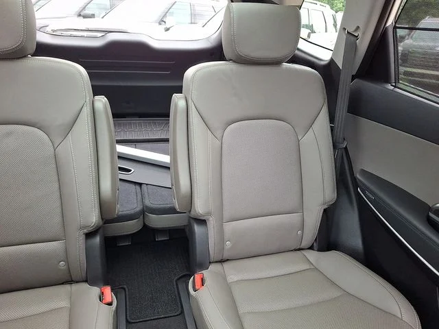 Used 2017 Silver Hyundai Limited Ultimate image 20