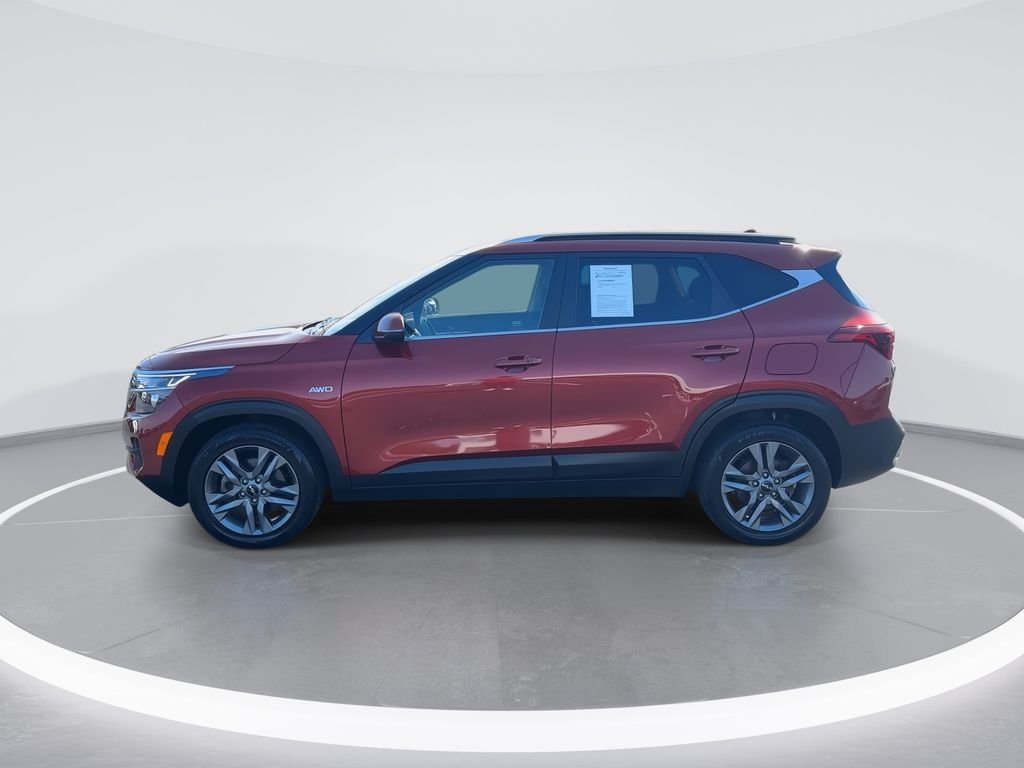Used 2023 Orange Kia S image 5