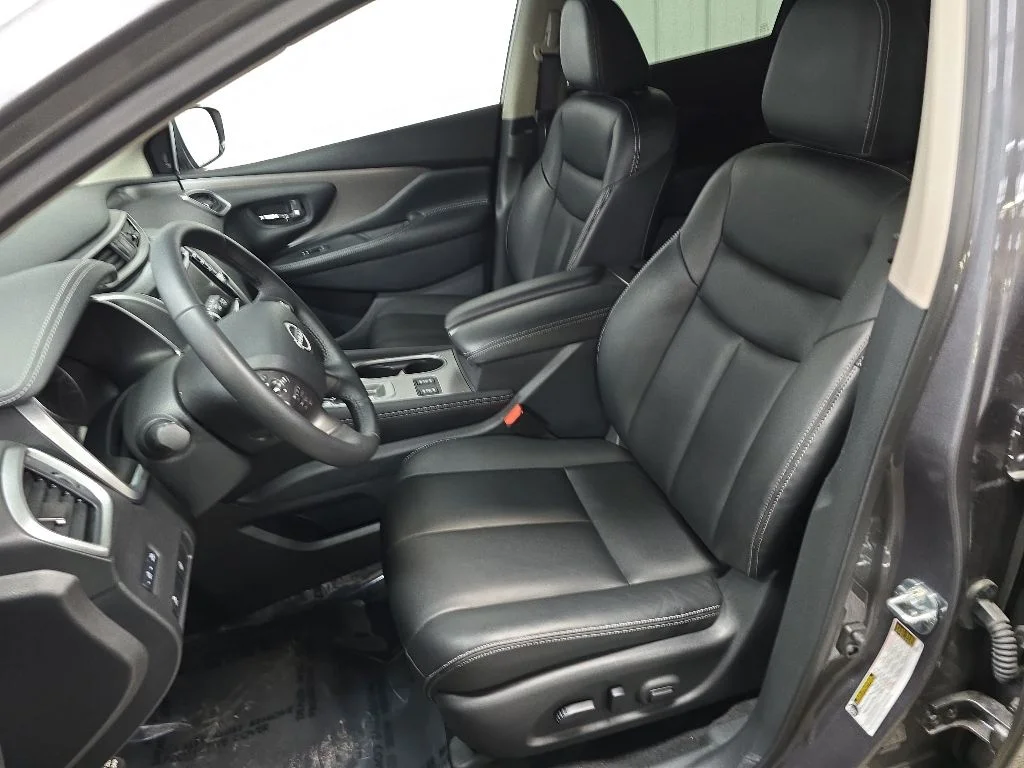 Used 2024 Gray Nissan SV image 30