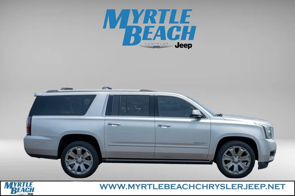 Used 2017 Quicksilver Metallic GMC Denali image 7