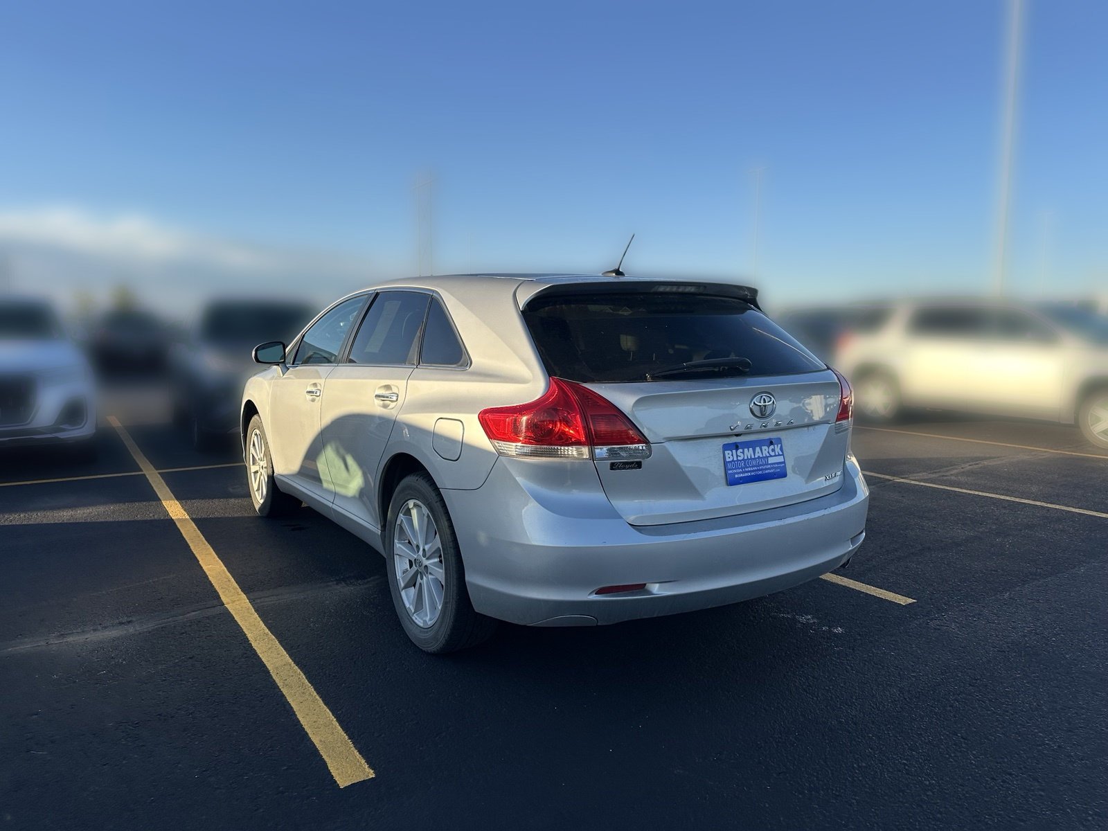 Used 2012 Silver Toyota XLE image 4