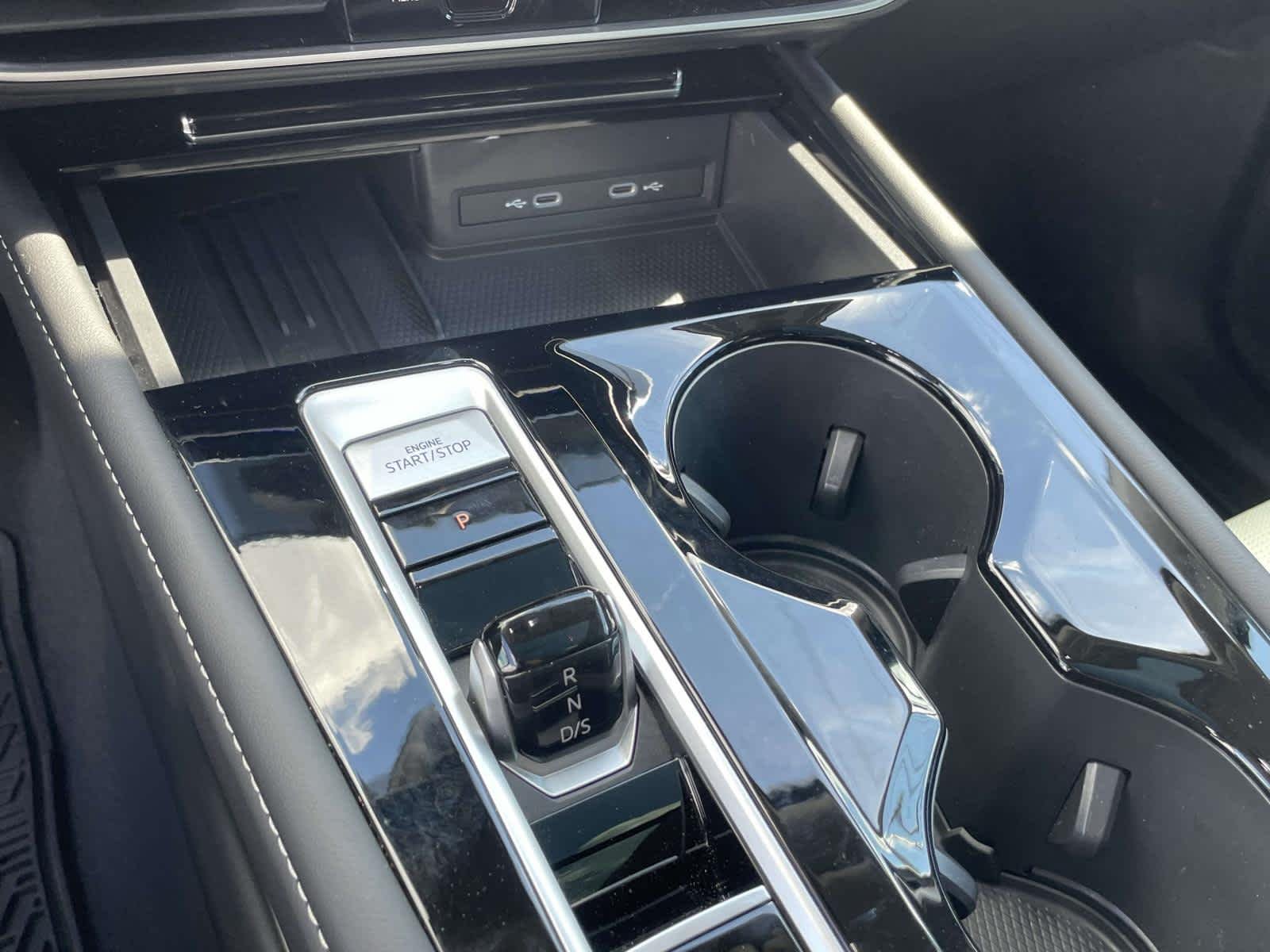 New 2026 Pure Gray Volkswagen 2.0T SEL image 25