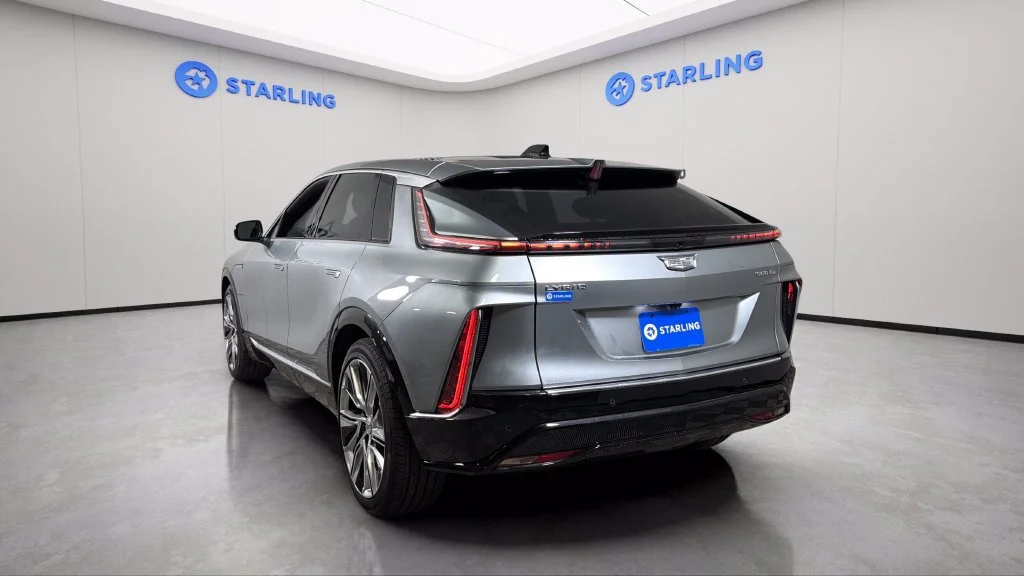2025 Cadillac LYRIQ Luxury 3 - Photo 6