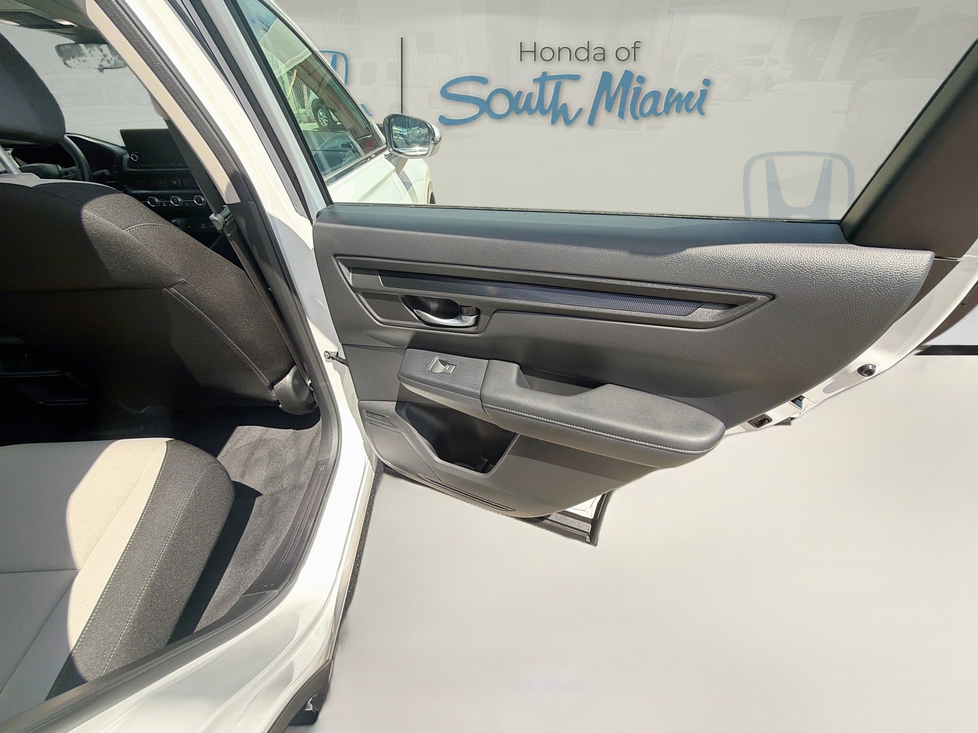 Used 2024  Honda LX image 30