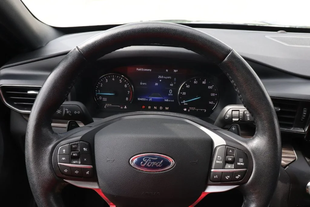 Used 2020 Blue Ford Limited image 27