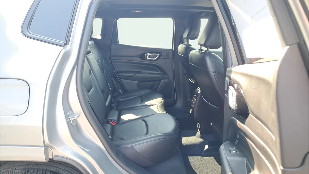 Used 2022 Silver Jeep Limited image 14