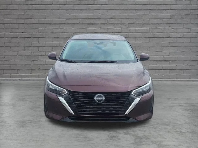 Used 2025 Gray Nissan SV image 8