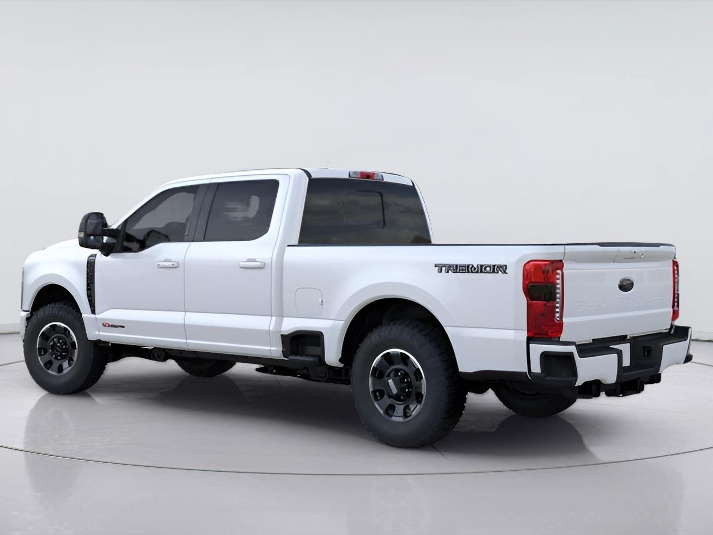New 2026 Star White Metallic Tri-Coat Ford F-250® Lariat® image 4