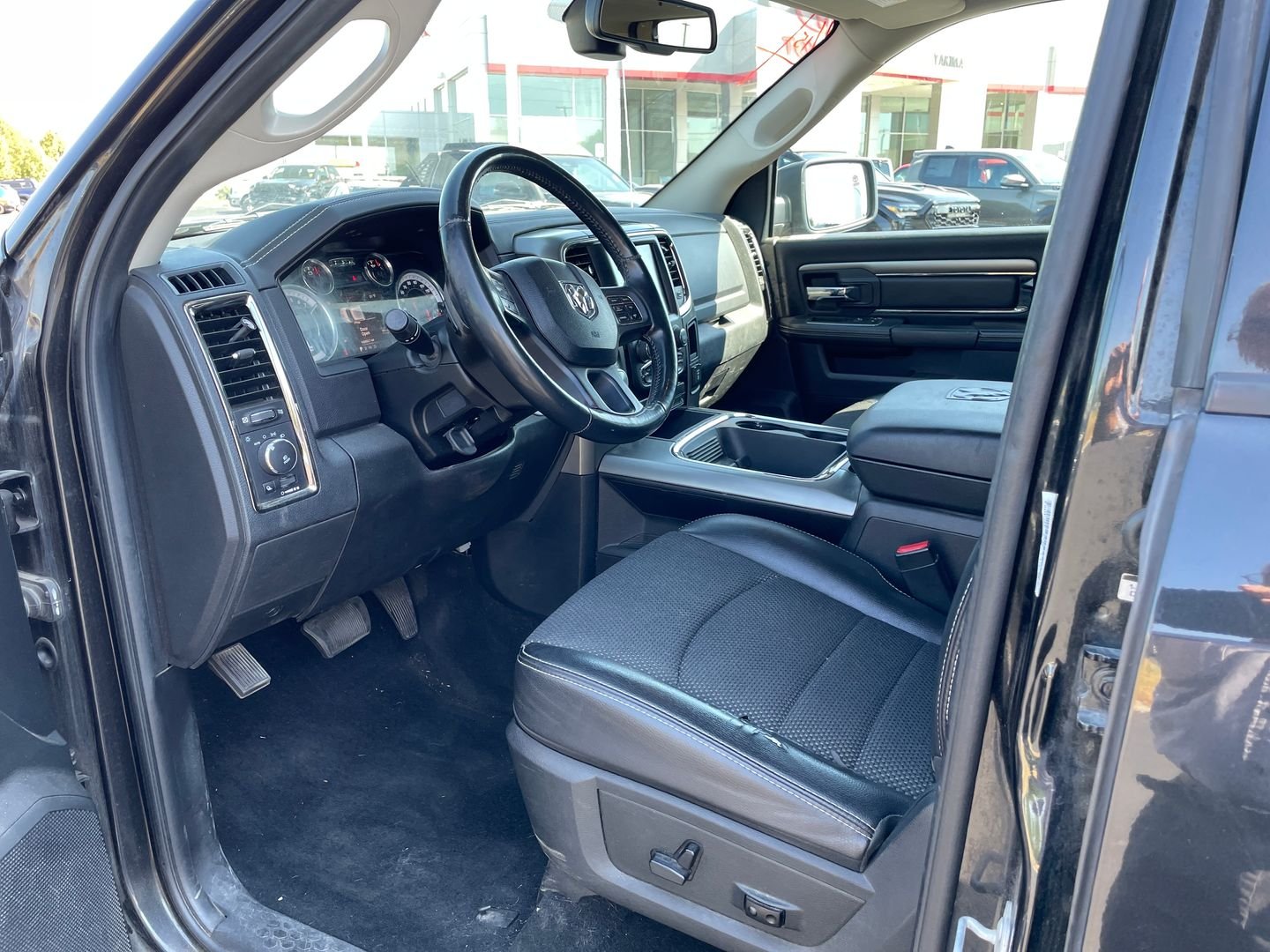 Used 2016 Black Ram Sport image 9