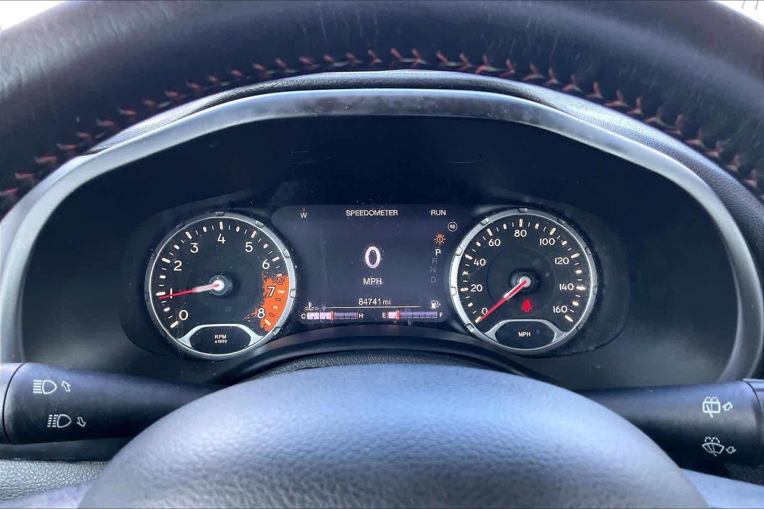 Used 2016 Colorado Red Jeep Trailhawk image 26