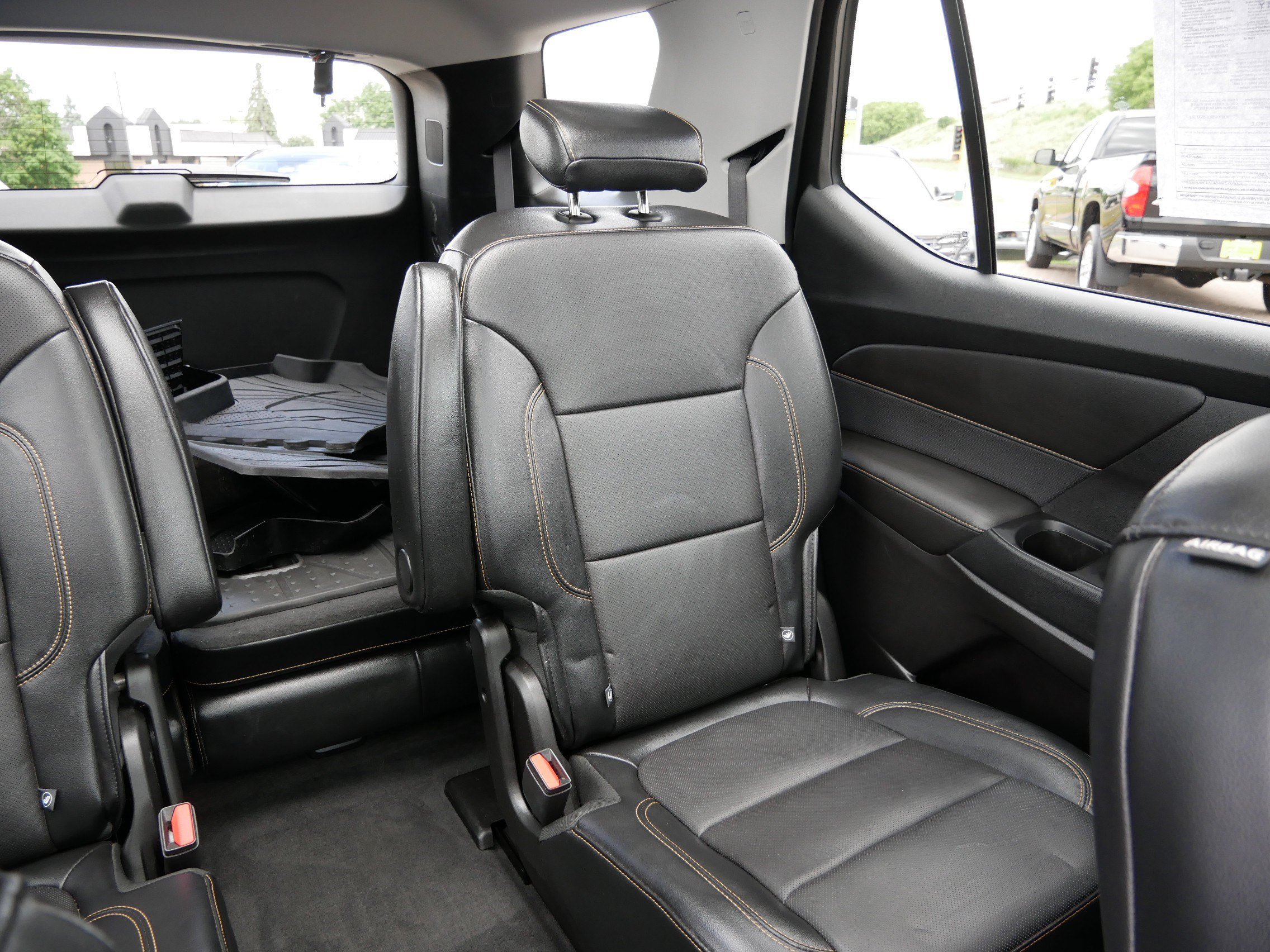 Used 2018 Black Currant Metallic Chevrolet Premier image 14