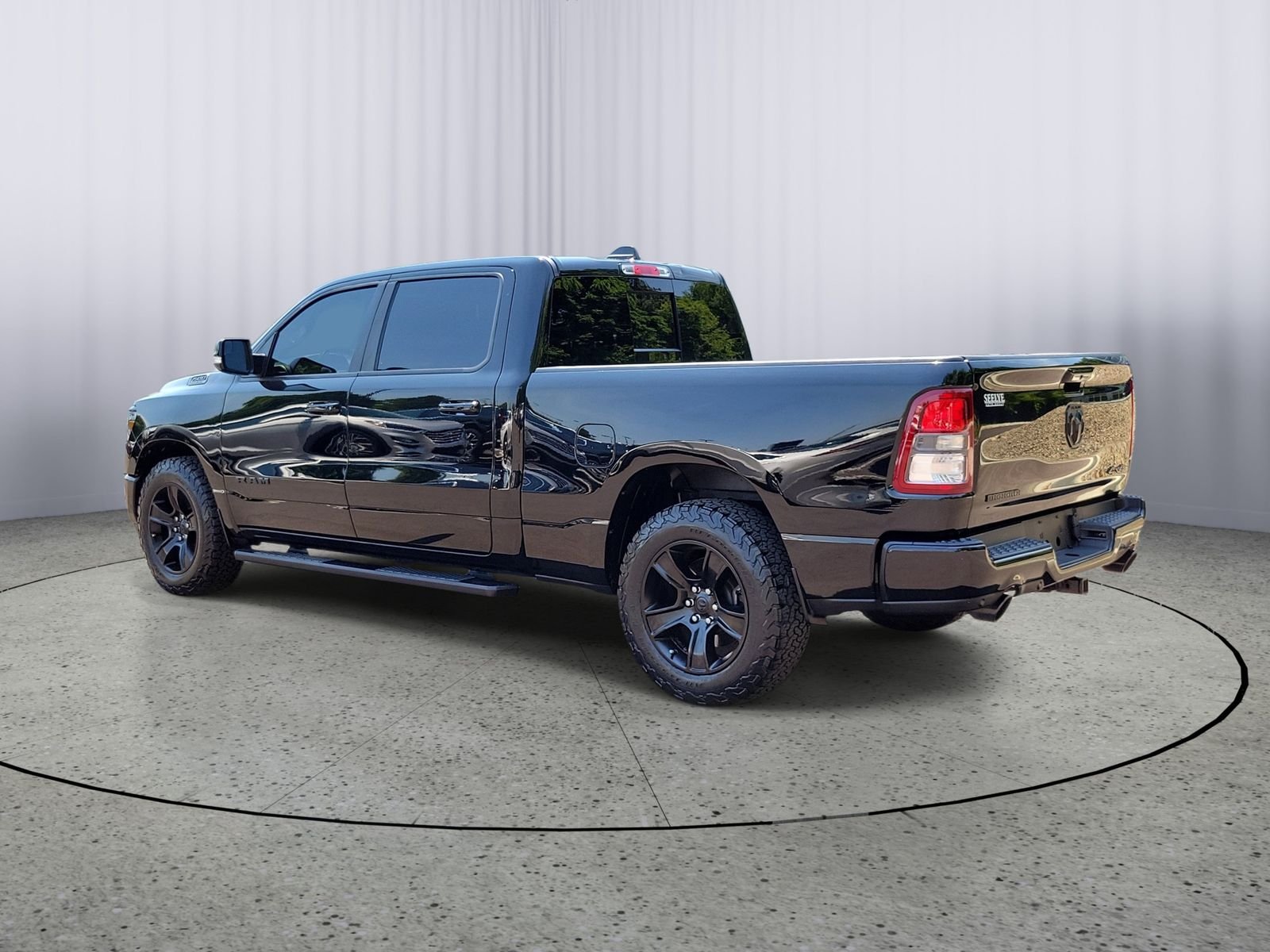 Used 2021 Black Ram Big Horn/Lone Star image 4
