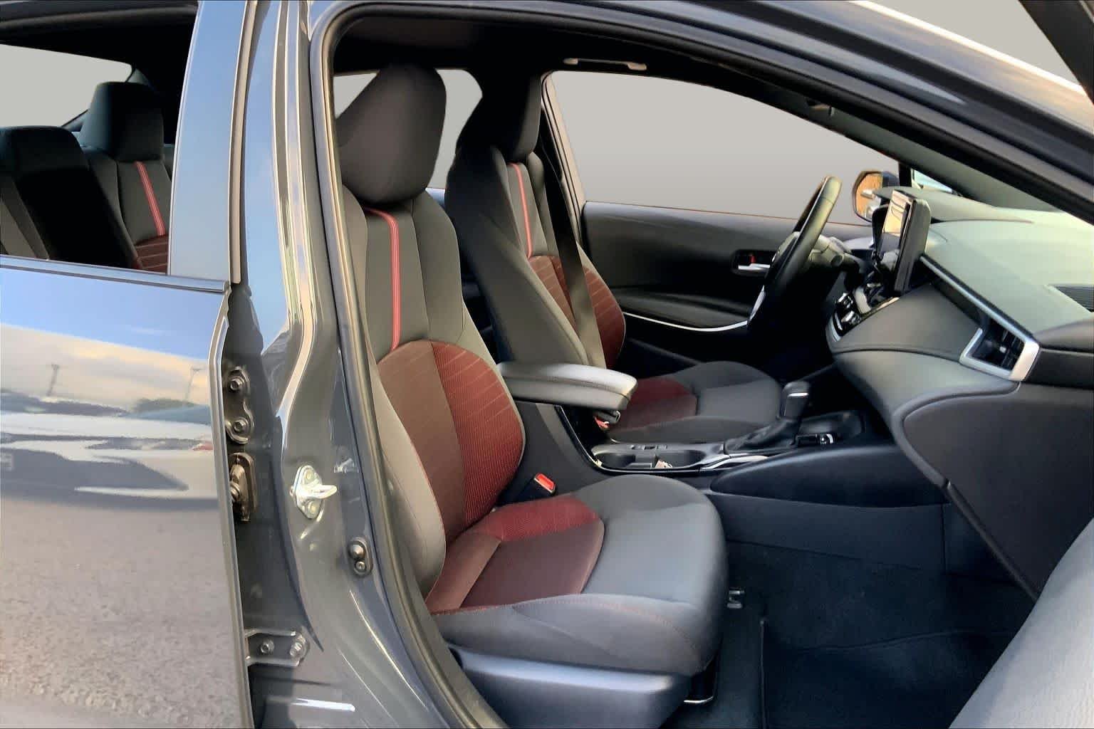 Used 2025 Underground Toyota SE image 9