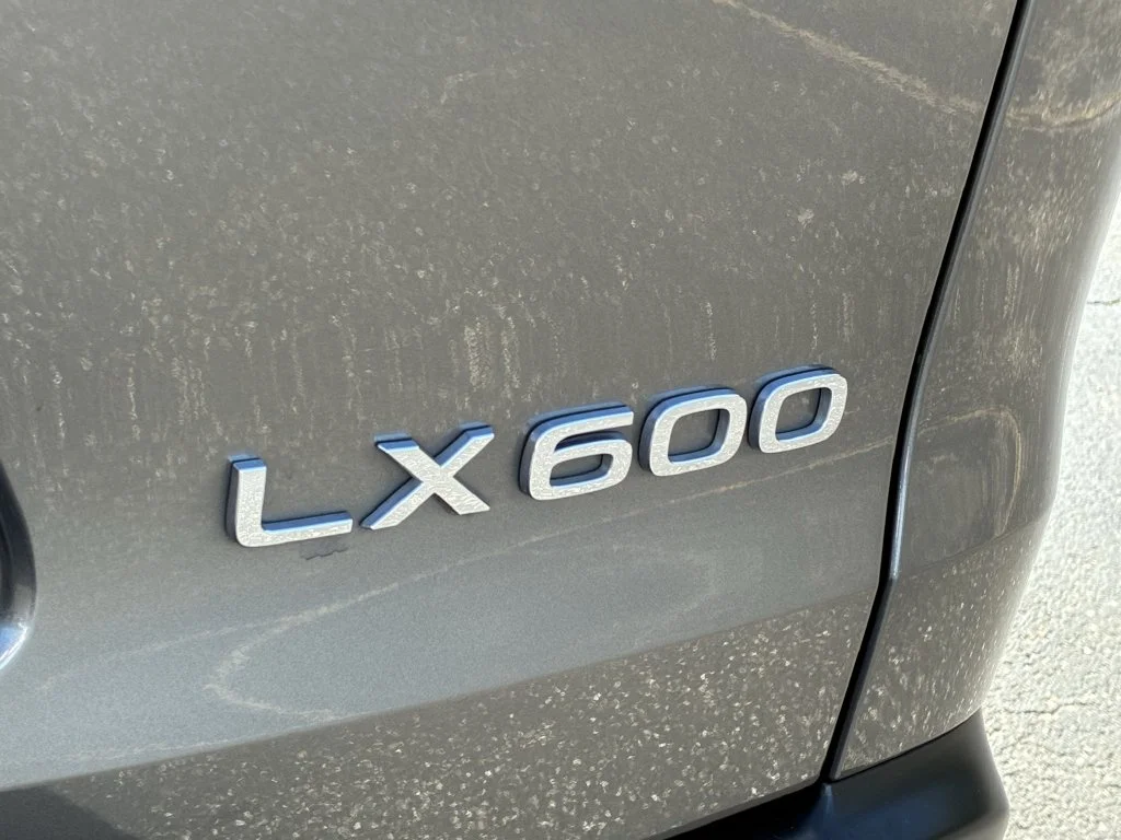 Used 2024  Lexus 600 F SPORT image 34