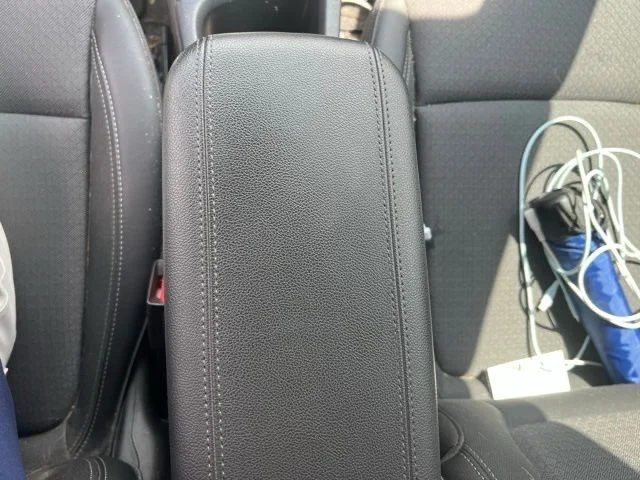 Used 2023  Buick Select image 33