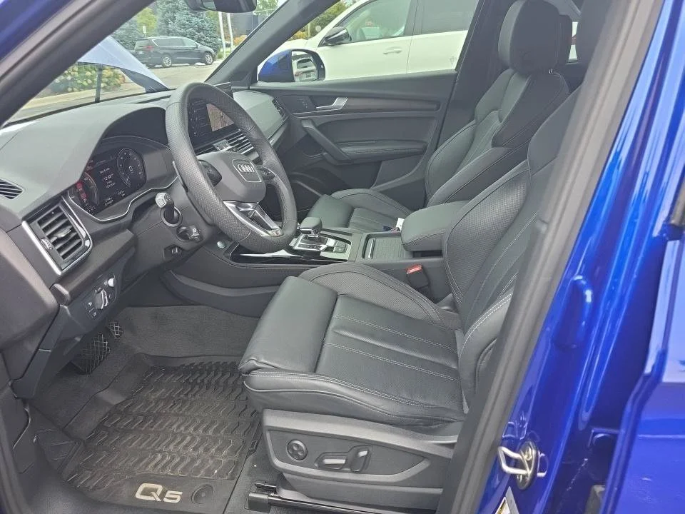 Used 2024 Blue Metallic Audi 55 Prestige image 9