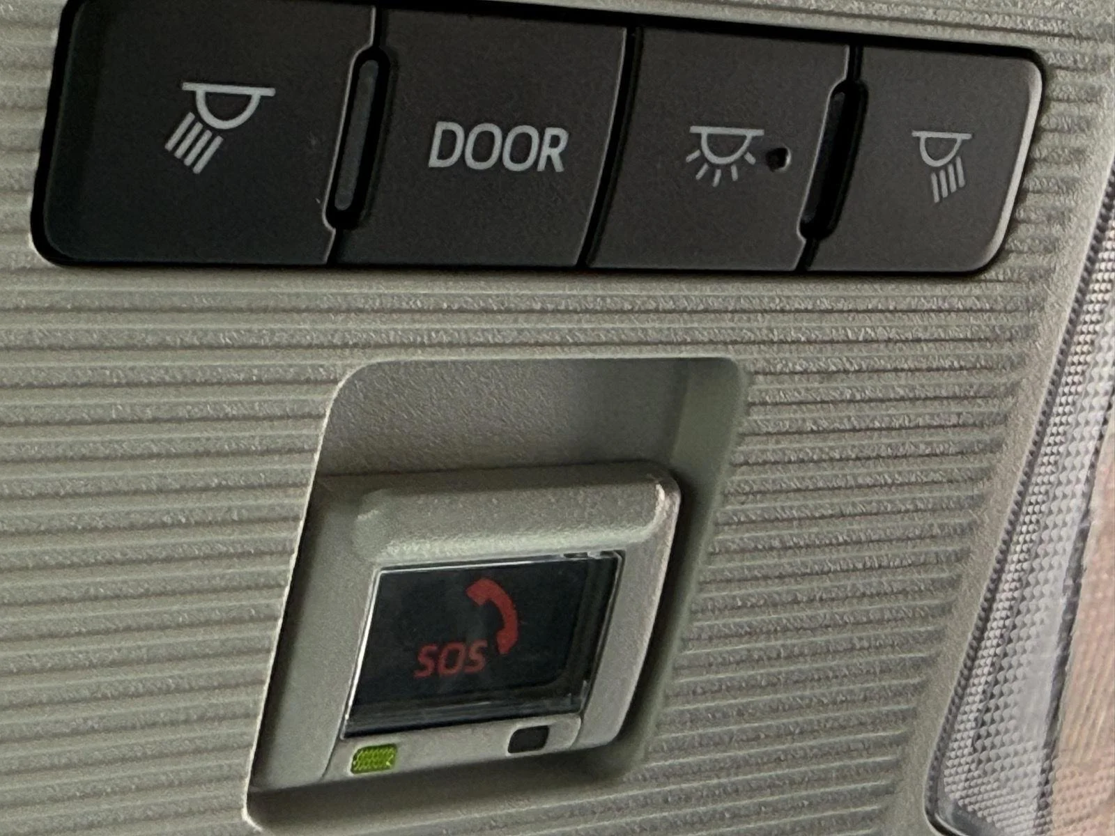 Used 2023 Ice Cap Toyota XLE image 32