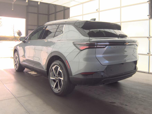 Used 2026 Chevrolet Equinox EV 2LT with VIN 3GN7DNRR1TS113526 for sale in Kansas City