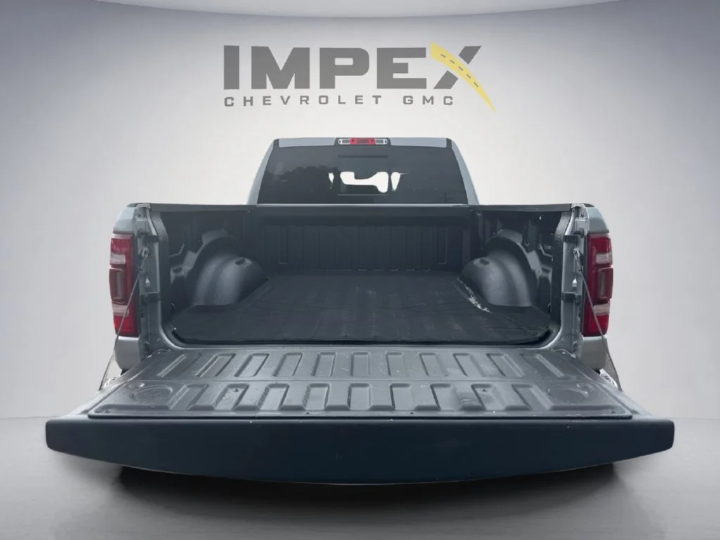 Used 2021 Silver Ram Laramie image 32