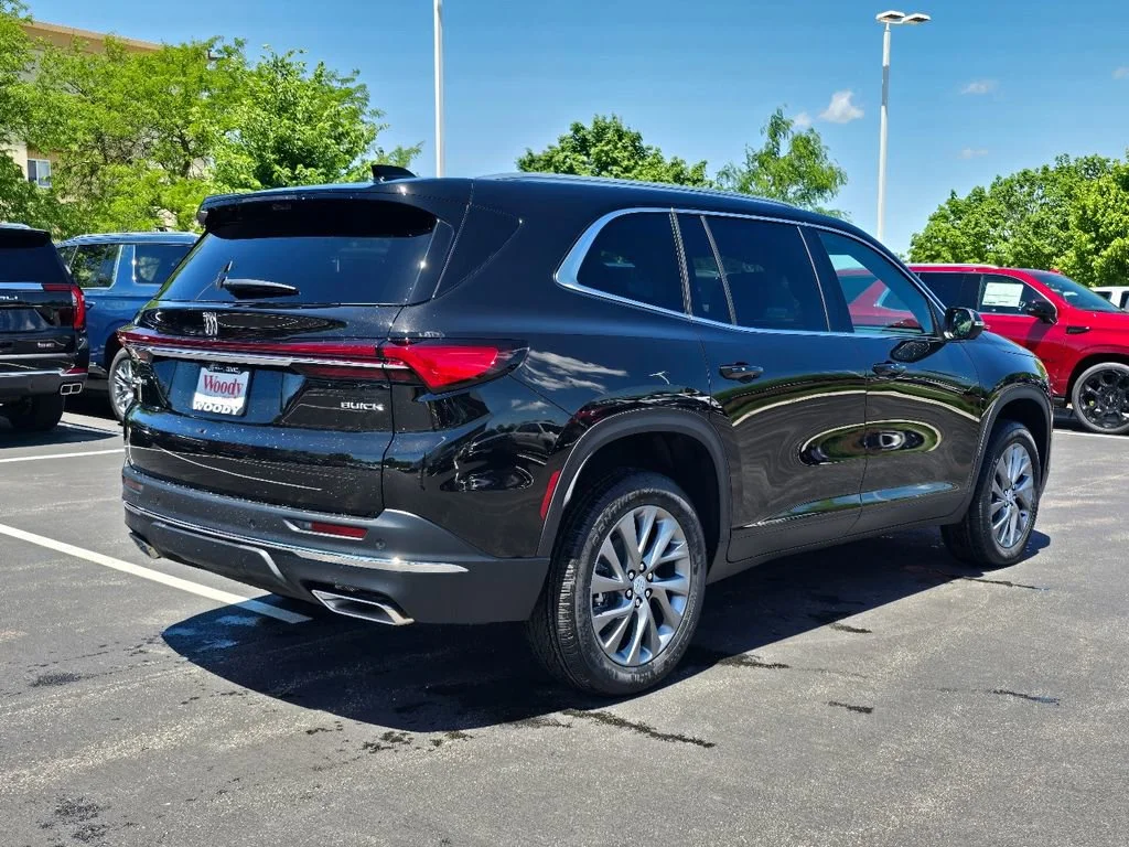 2026 Buick Enclave Preferred - Photo 8