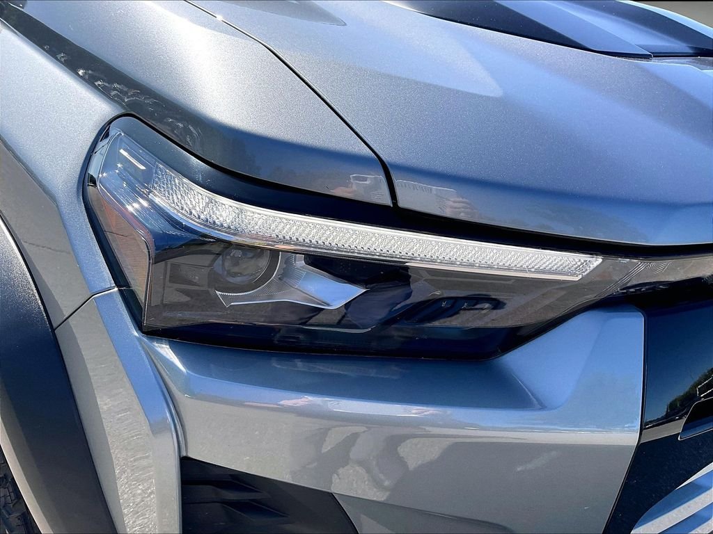 Used 2024 Sterling Gray Metallic Chevrolet ZR2 image 31
