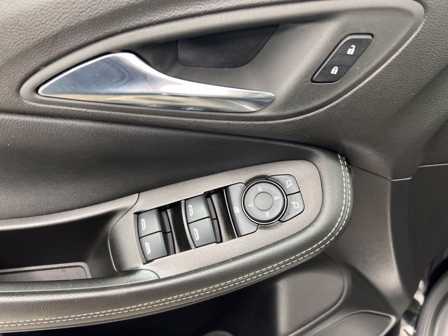 Used 2022 Black Buick Preferred image 13