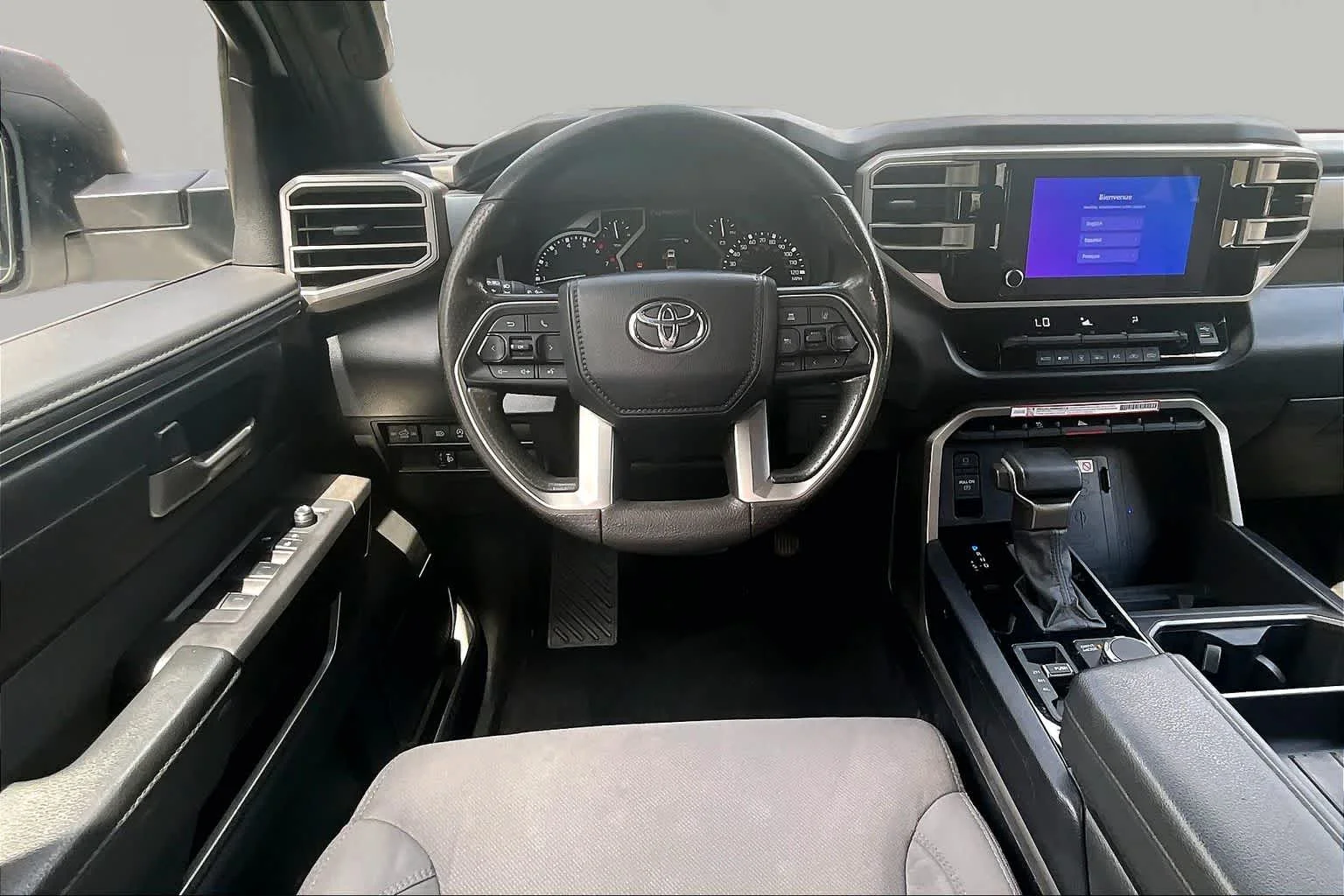 Used 2025 Ice Cap Toyota SR5 image 6