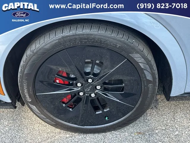 Used 2025 Gray Ford GT image 13
