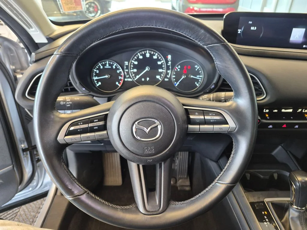 Used 2021 Silver Mazda Select image 18
