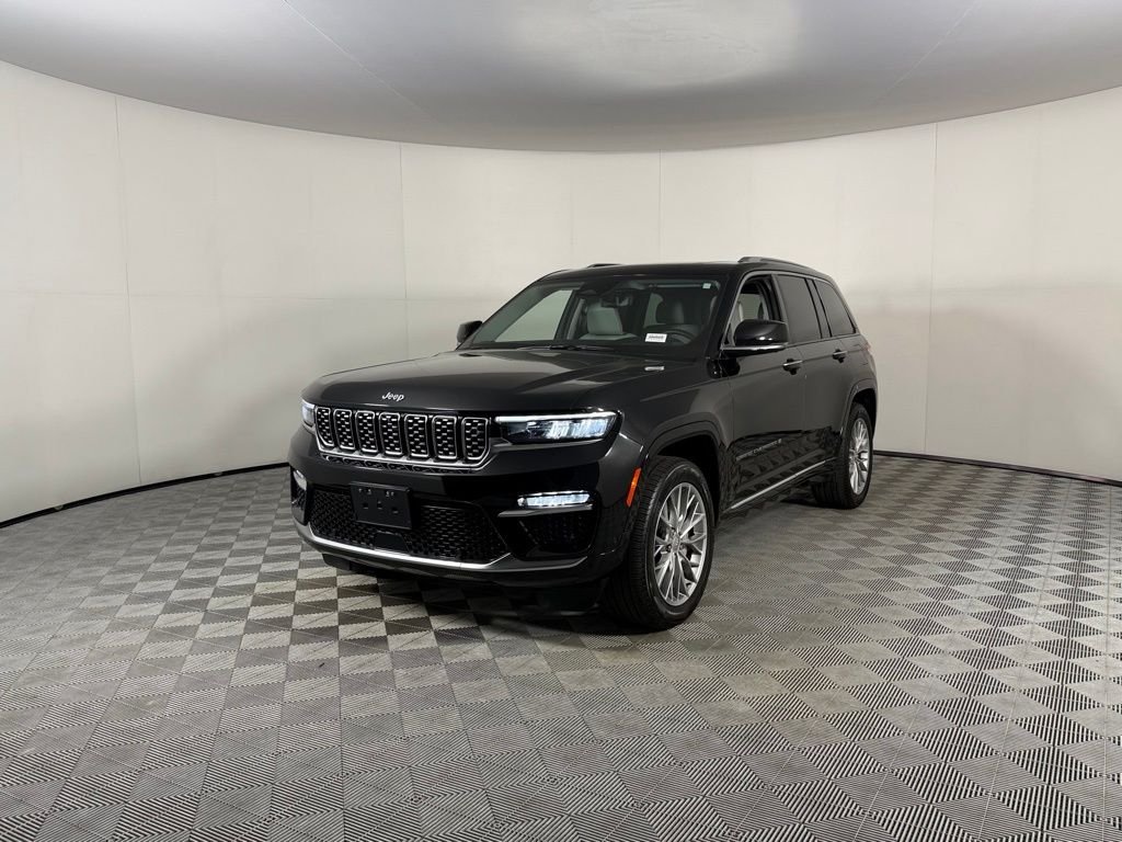 Certified Used 2023 Black Jeep Summit image 3