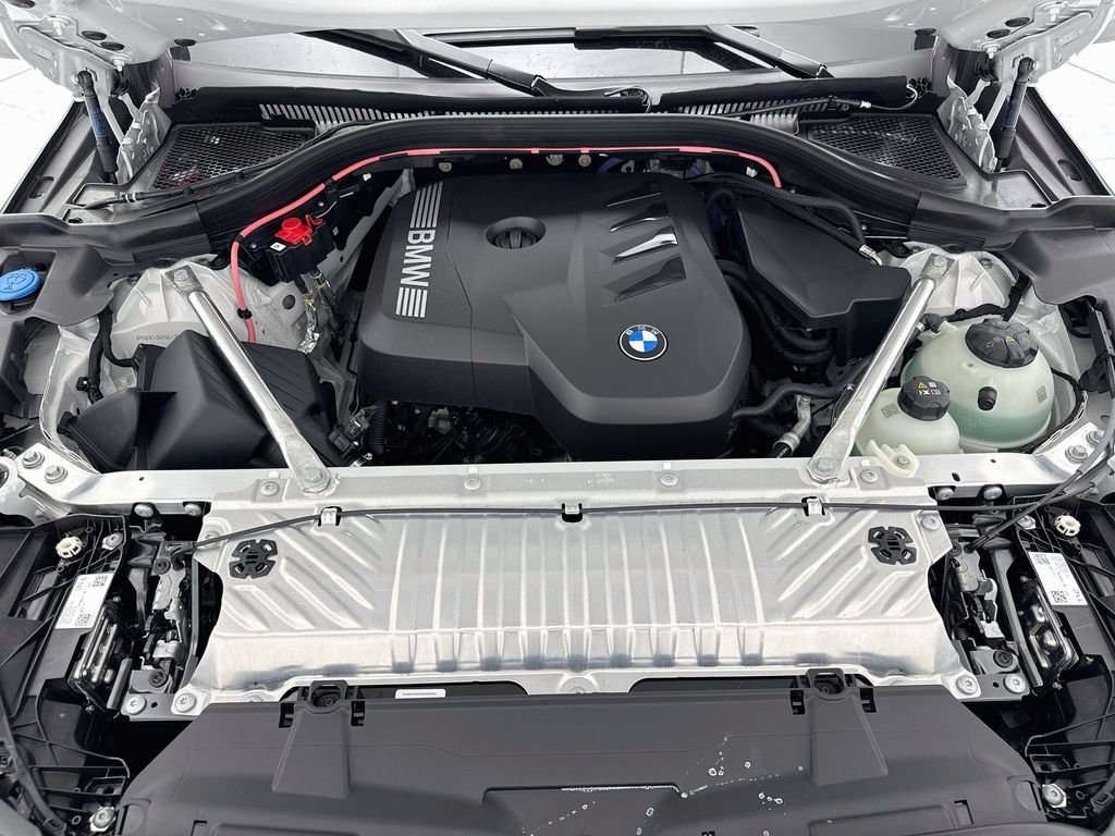 New 2026 White Metallic BMW 30 xDrive image 28