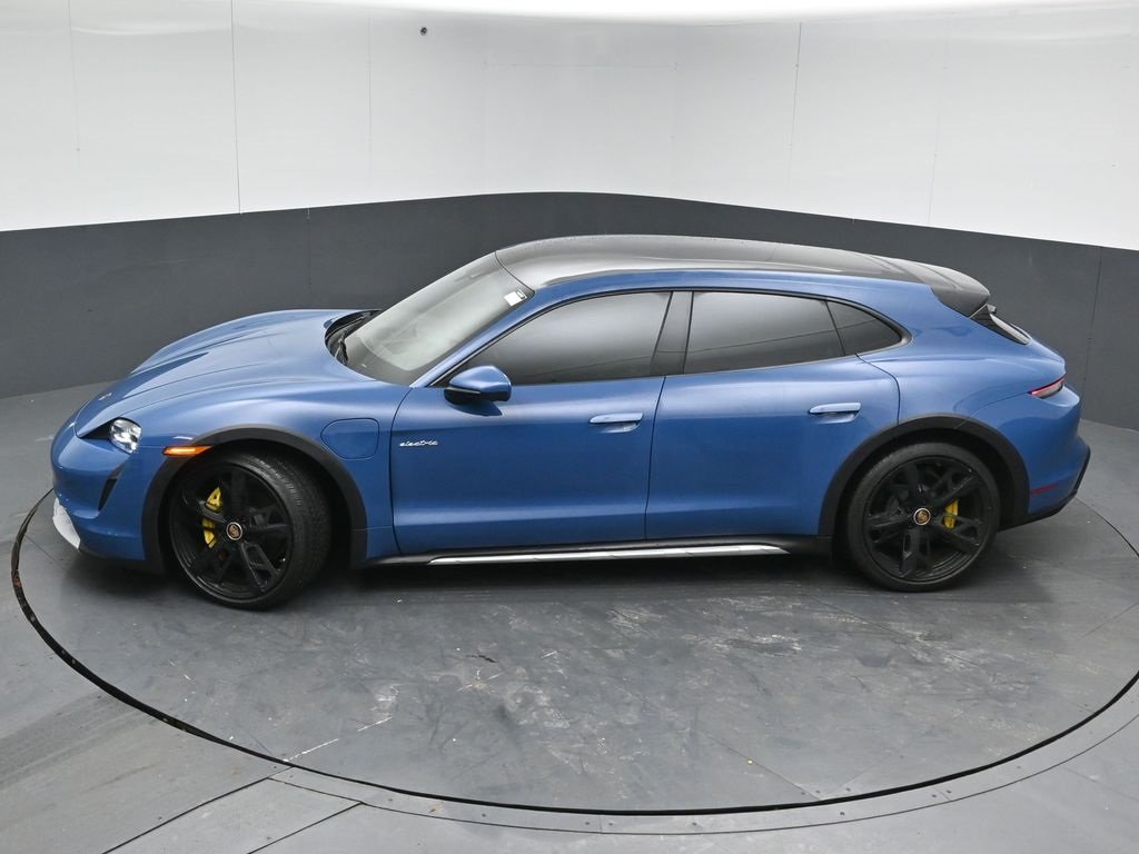 2024 PORSCHE TAYCAN - Image 47