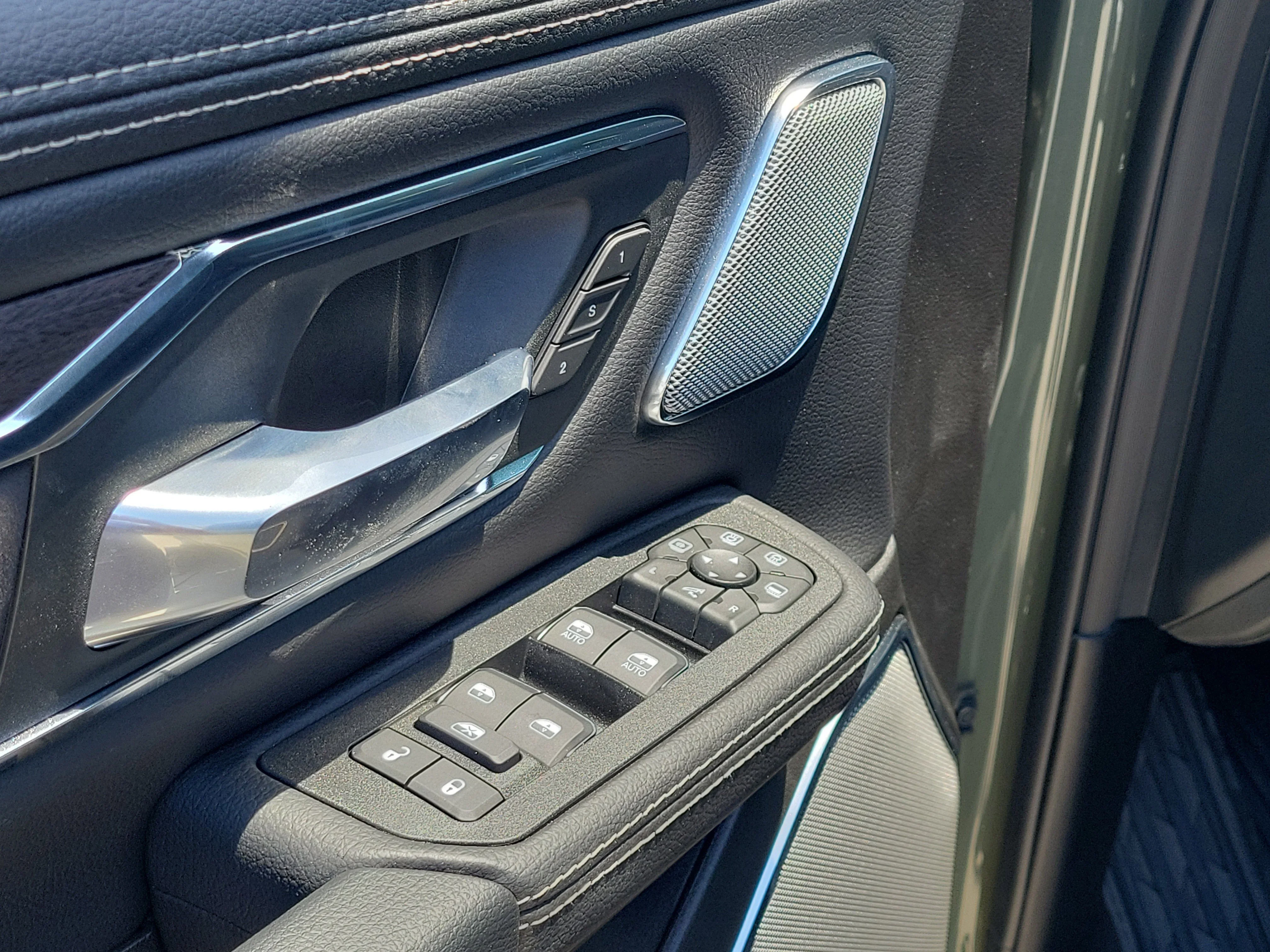 2026 RAM 1500 Laramie - Photo 17