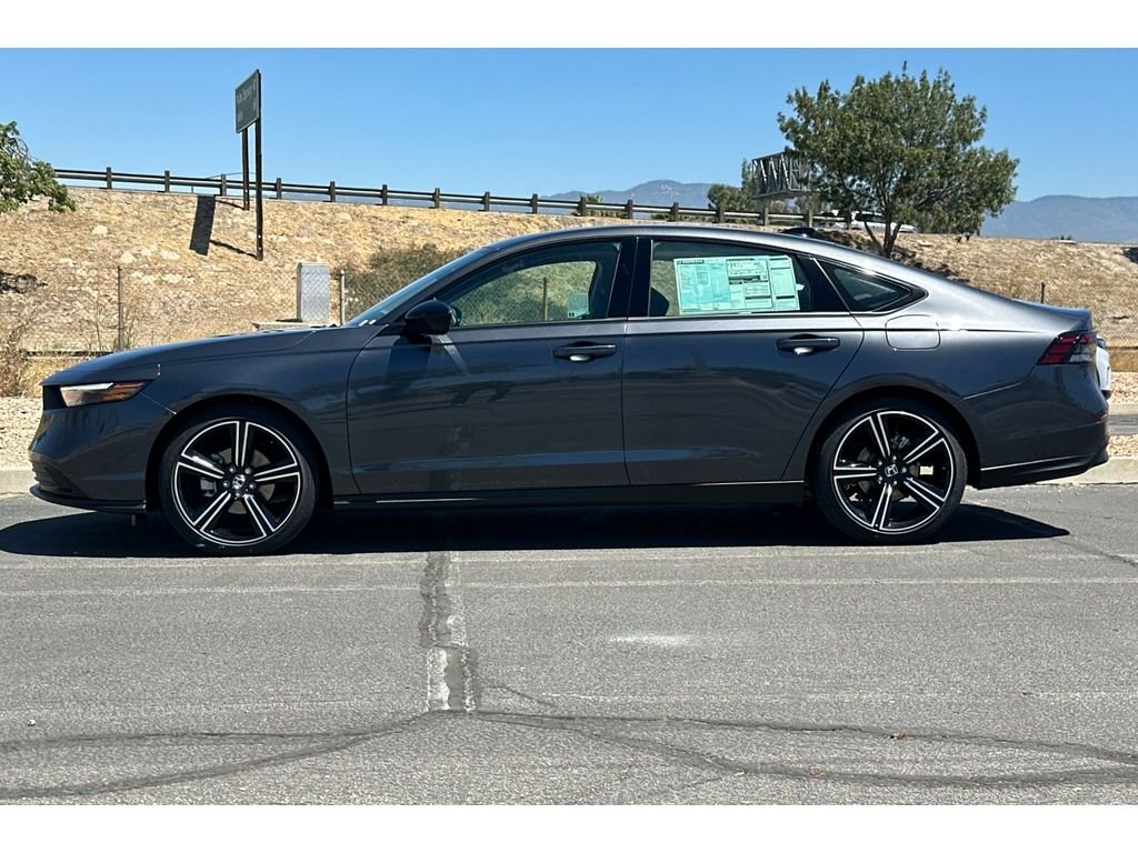 New 2026 Meteorite Gray Metallic Honda SE image 8