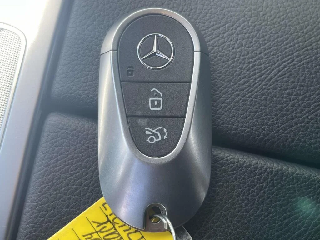 Used 2024 Black Mercedes-Benz C 300 image 4