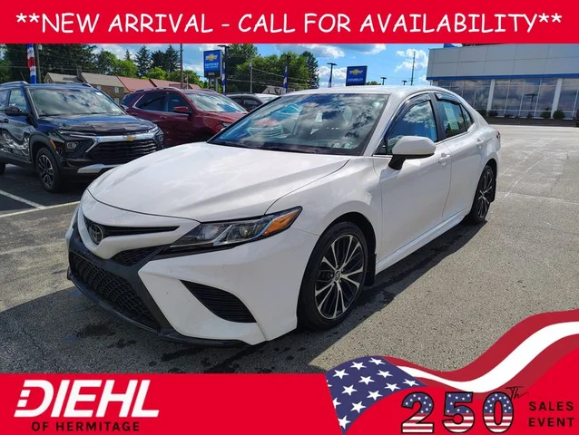 2020 Toyota Camry SE