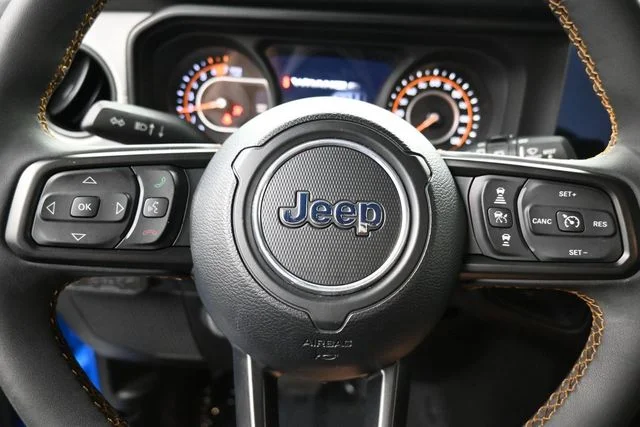 Used 2024 Blue Jeep Sport S image 18