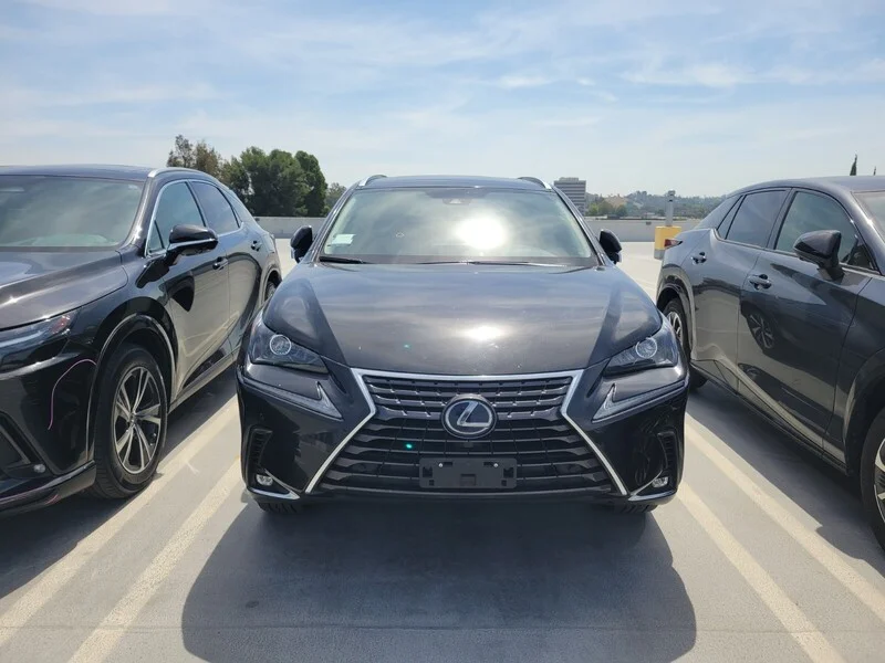 Used 2020 Caviar LEXUS 300H image 2