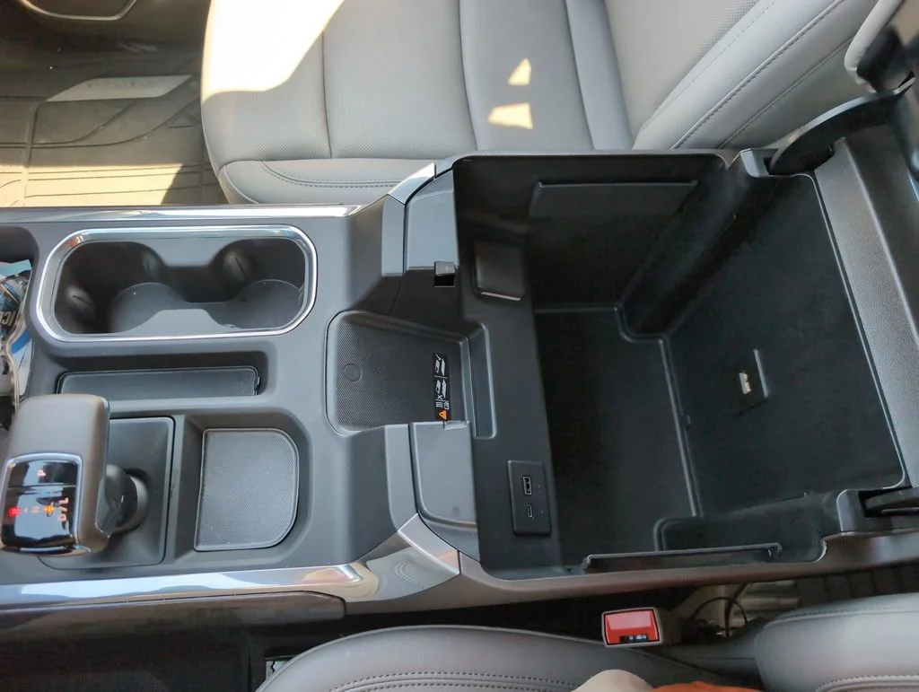2025 Chevrolet Silverado 1500 LTZ - Photo 24