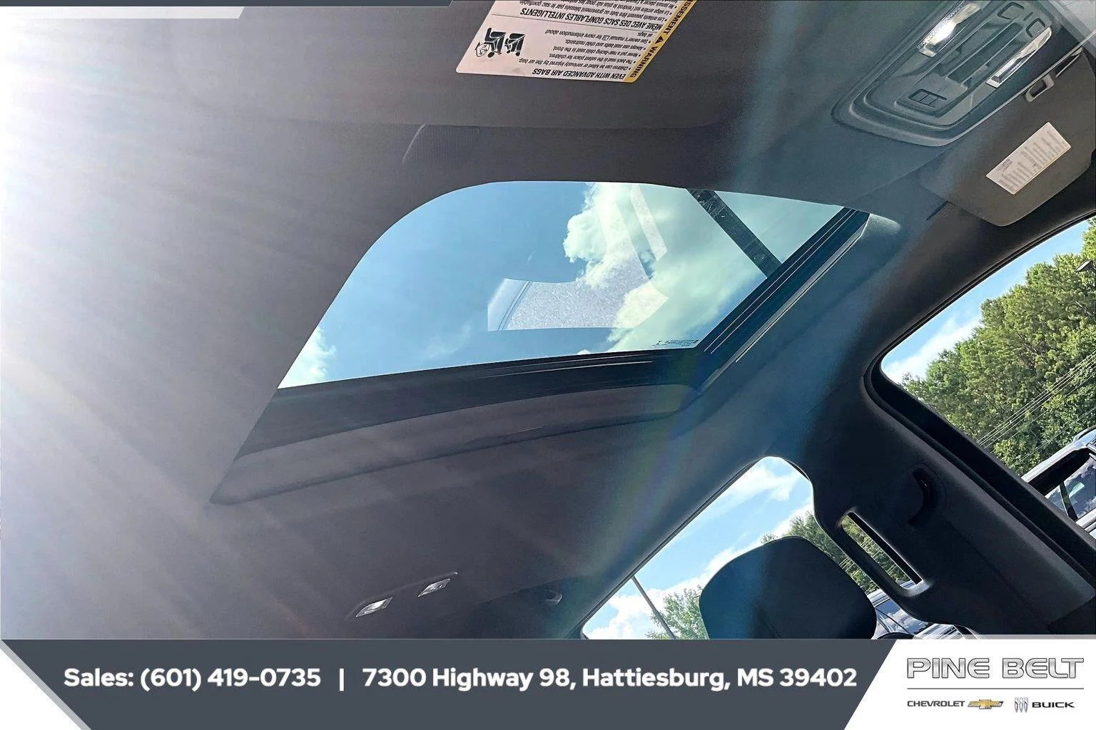 Used 2022 Shadow Gray Metallic Chevrolet RST image 17