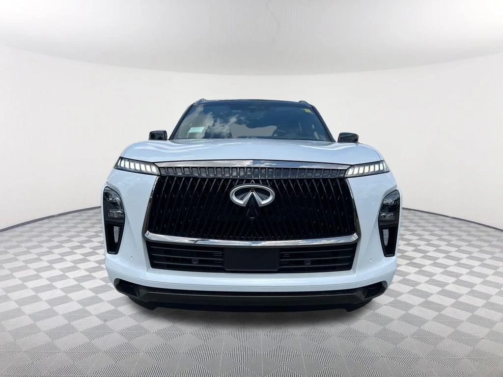 New 2026 2T RADIANT WHIT INFINITI Autograph 4WD image 2