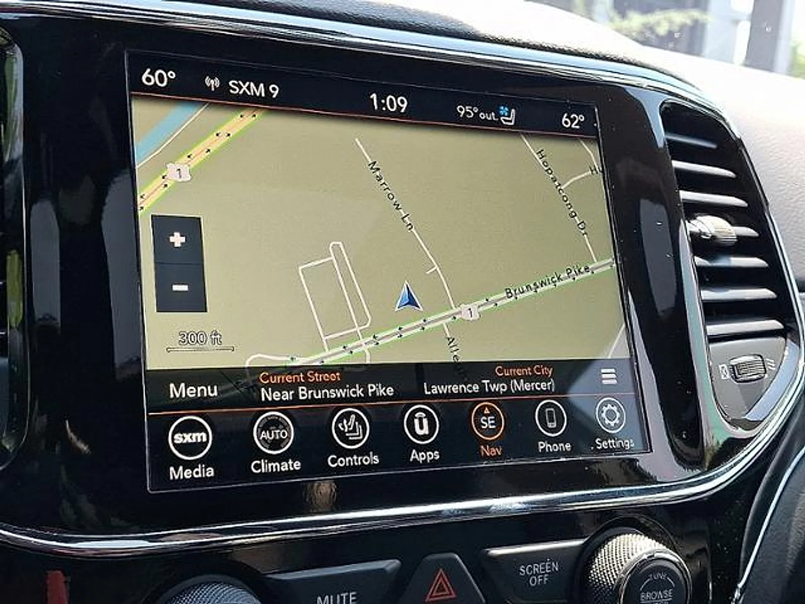 2021 Jeep Grand Cherokee 80th Edition - Photo 15