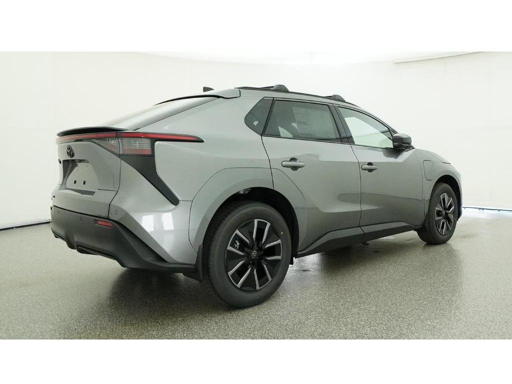 New 2026 Heavy Metal Toyota XLE image 25