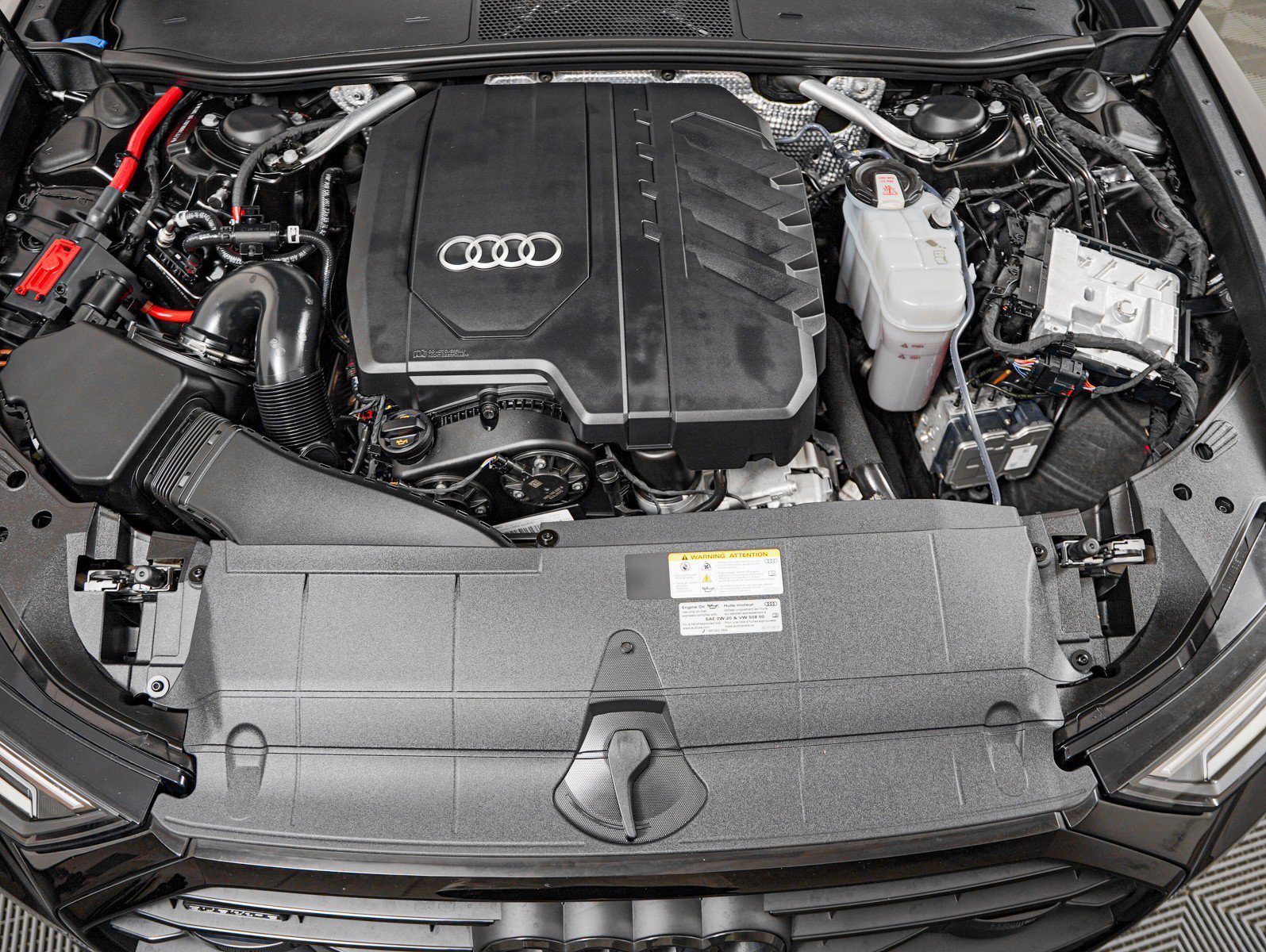 Used 2023 Brilliant Black Audi Premium Plus image 4